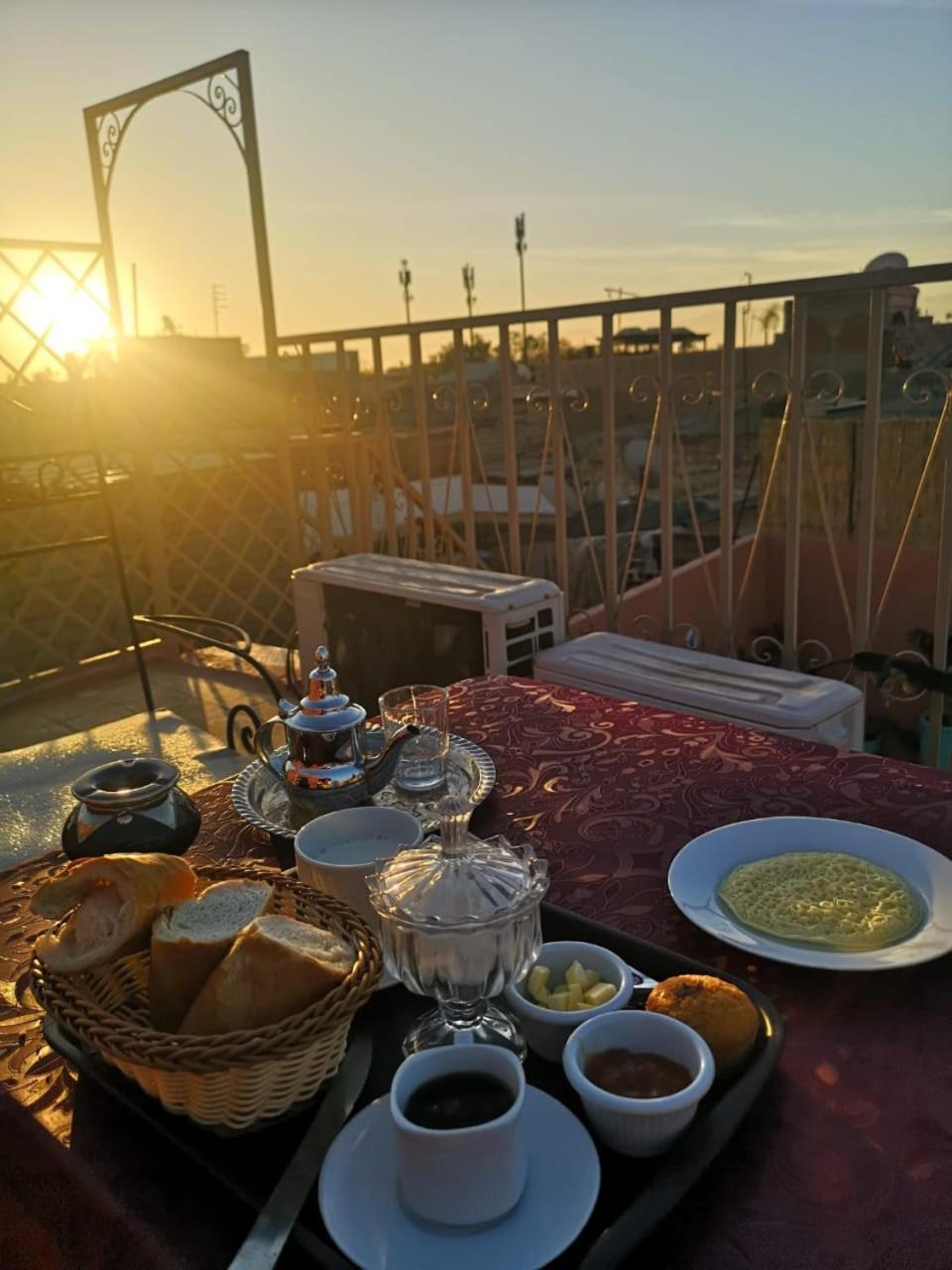 El Boussouni Hostel Маракеш Екстериор снимка